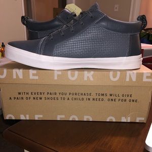 Brand new size 13 Toms!